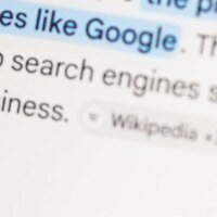 Ce que Wikipédia révèle sur les aperçus de l&rsquo;IA et le trafic Web